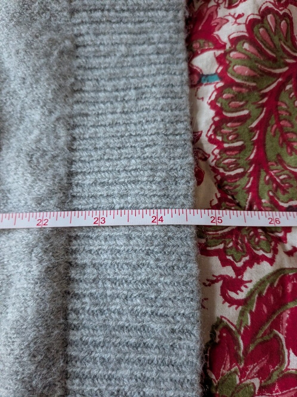 CUPCAKES & CASHMERE Gray Scottie Dog Soft Crewneck Knit Sweater Size Medium - Picture 9 of 12